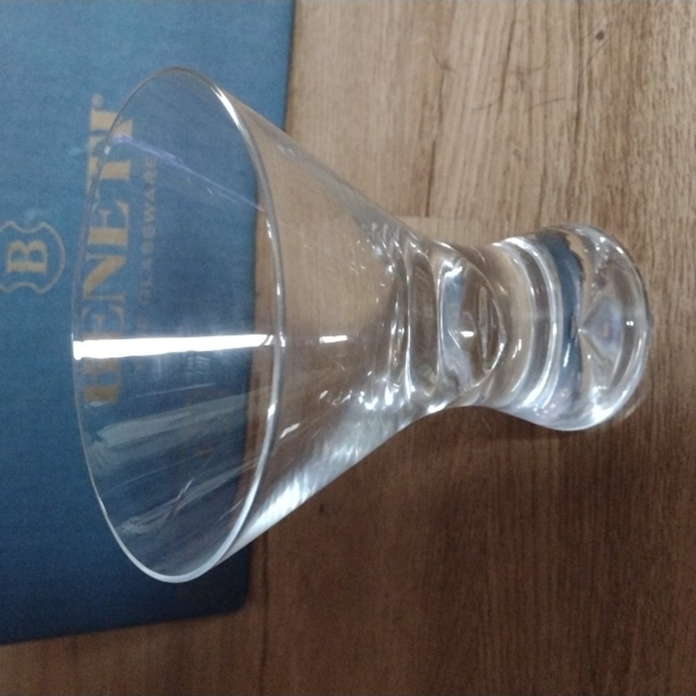 Martini Glasses Beneti Fine Glassware 4 pc Set NIB  8oz Crystal Clear European